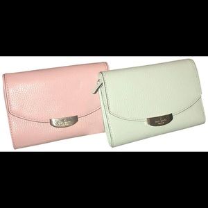 ♠️ Kate spade mint green wallet used condition